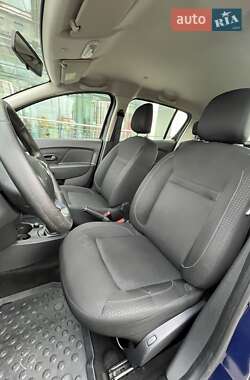 Хэтчбек Renault Sandero 2019 в 