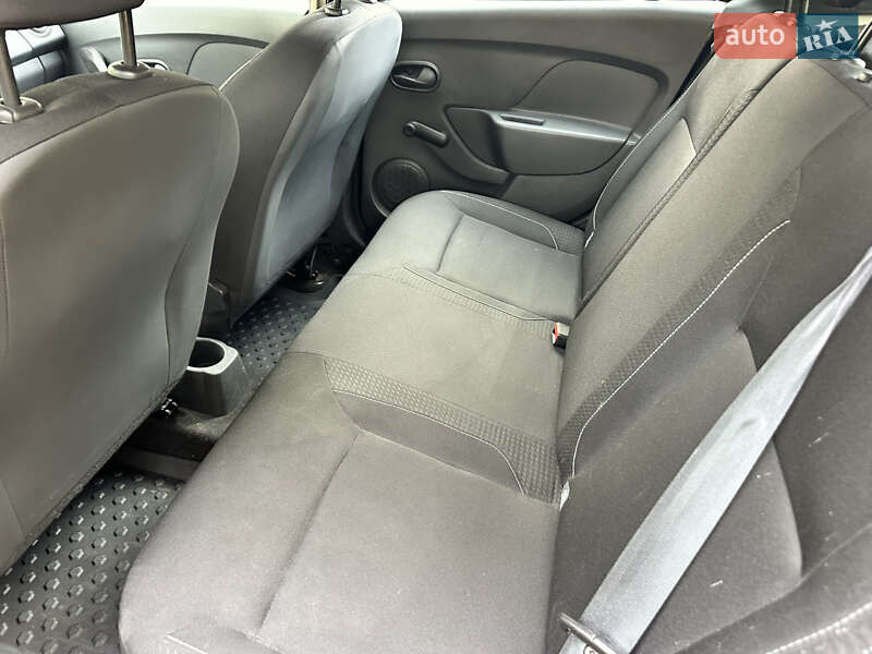 Хэтчбек Renault Sandero 2019 в Киеве фото 9 Хэтчбек Renault Sandero 2019 в Киеве
