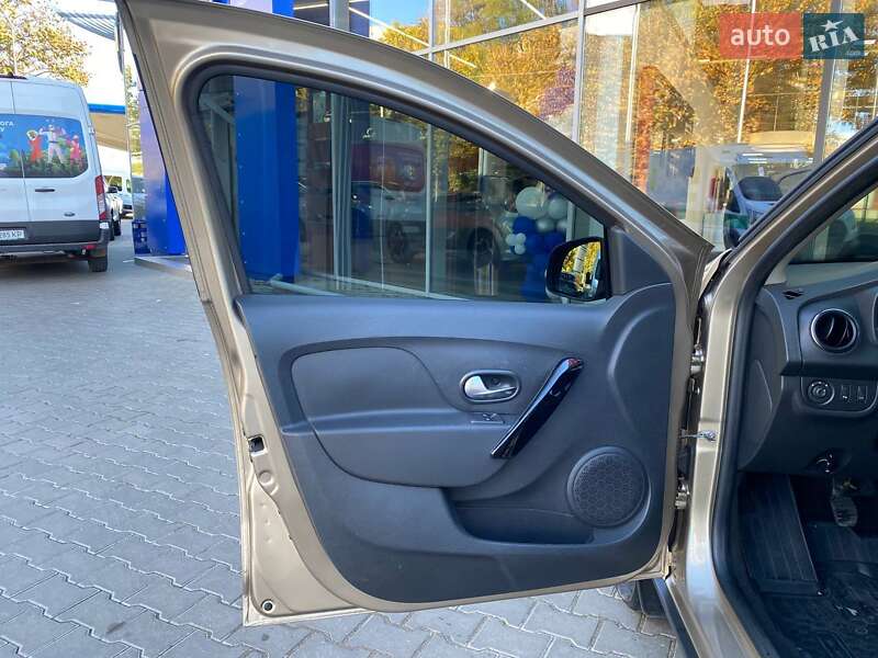 Хэтчбек Renault Sandero 2019 в Одессе фото 10 Хэтчбек Renault Sandero 2019 в Одессе