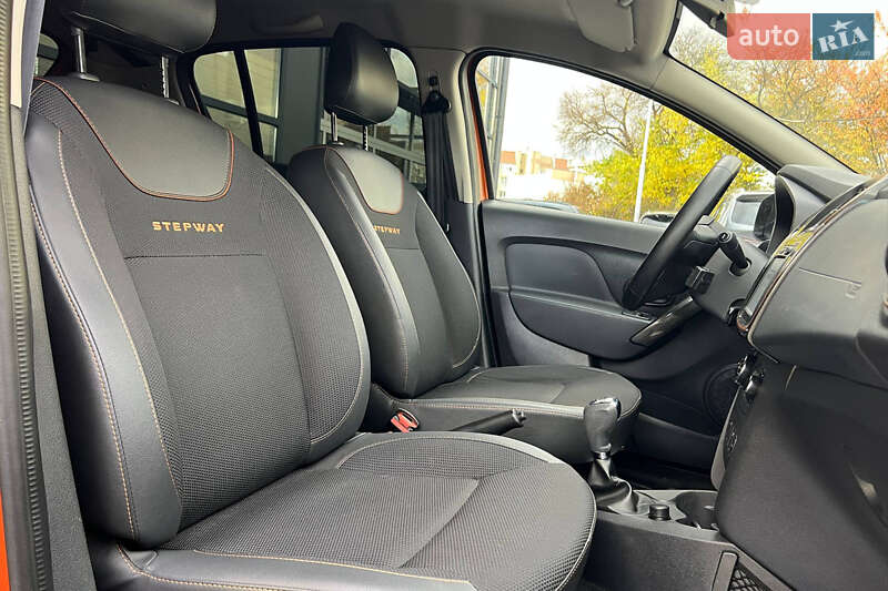 Хетчбек Renault Sandero 2017 в Івано-Франківську фото 19 Хетчбек Renault Sandero 2017 в Івано-Франківську