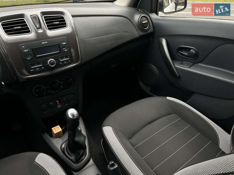 Хэтчбек Renault Sandero 2018 в Чернигове