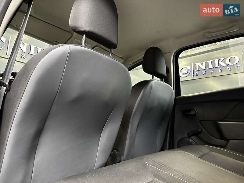 Хэтчбек Renault Sandero 2019 в Киеве фото 31 Хэтчбек Renault Sandero 2019 в Киеве