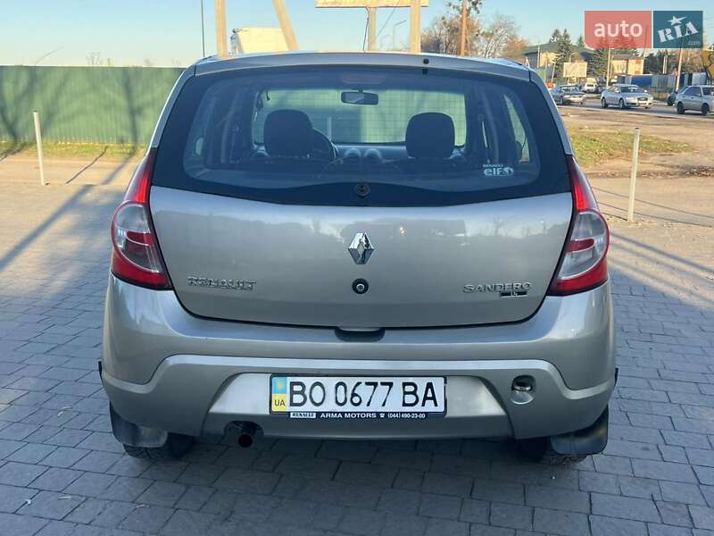 Хетчбек Renault Sandero 2012 в Кривому Розі