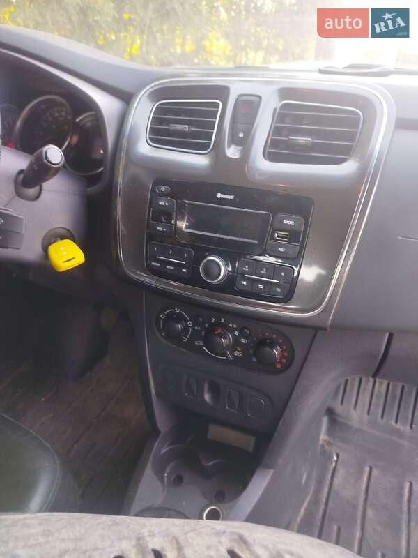 Хэтчбек Renault Sandero 2017 в Львове фото 9 Хэтчбек Renault Sandero 2017 в Львове