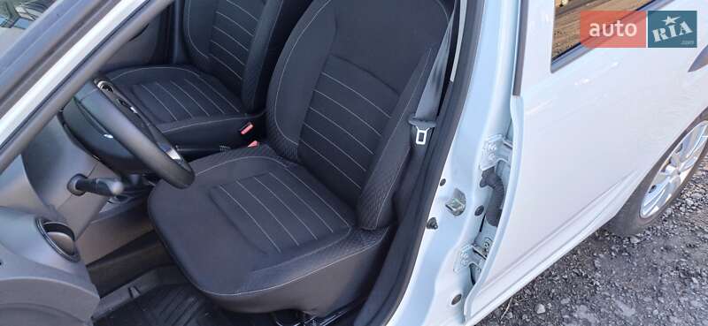 Хэтчбек Renault Sandero 2021 в Киеве