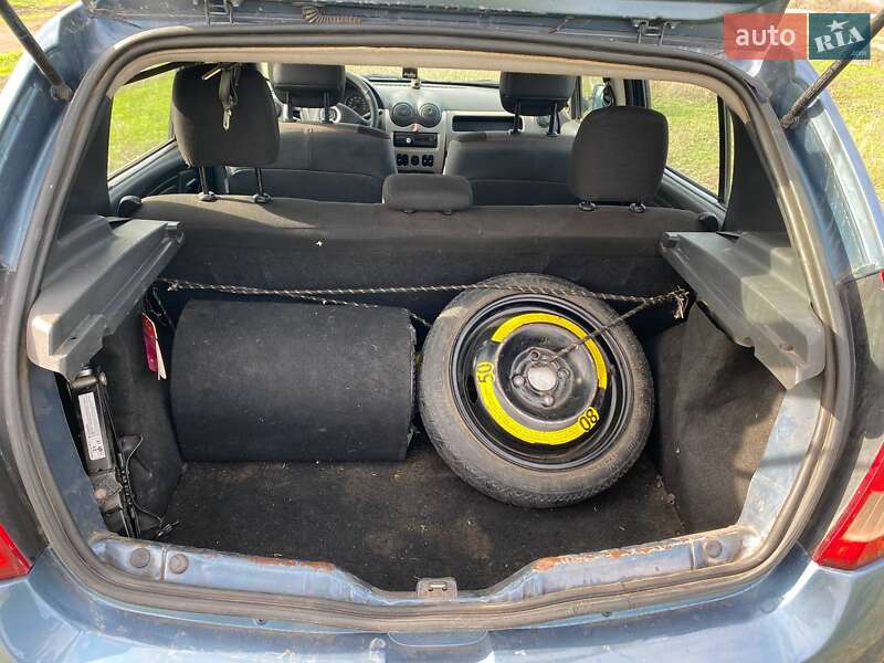 Хэтчбек Renault Sandero 2013 в Николаеве