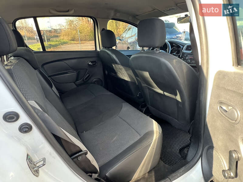 Хэтчбек Renault Sandero 2016 в Шептицькому фото 19 Хэтчбек Renault Sandero 2016 в Шептицькому