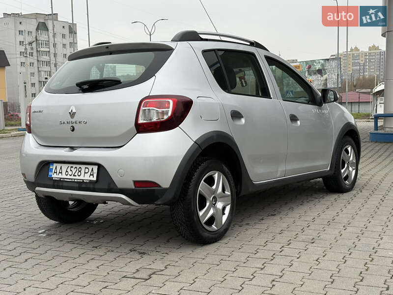 Хэтчбек Renault Sandero 2016 в Хмельницком фото 11 Хэтчбек Renault Sandero 2016 в Хмельницком