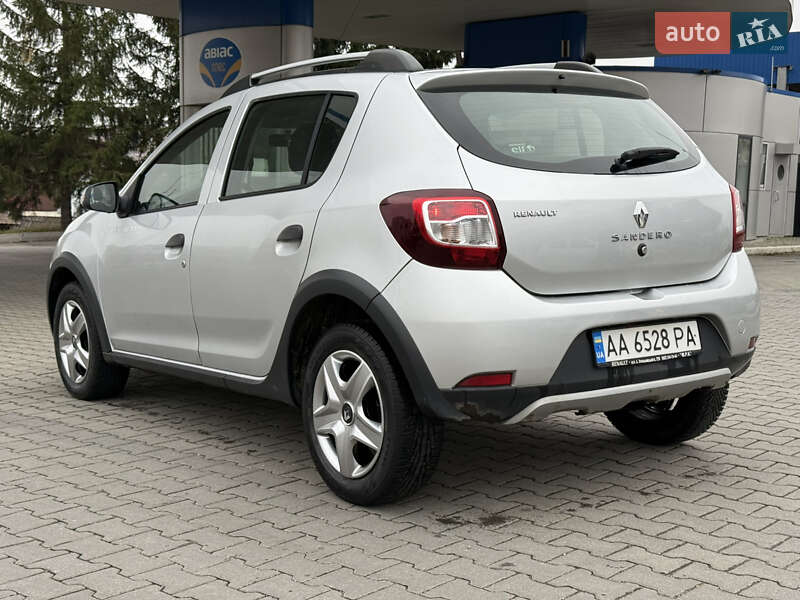 Хэтчбек Renault Sandero 2016 в Хмельницком фото 14 Хэтчбек Renault Sandero 2016 в Хмельницком