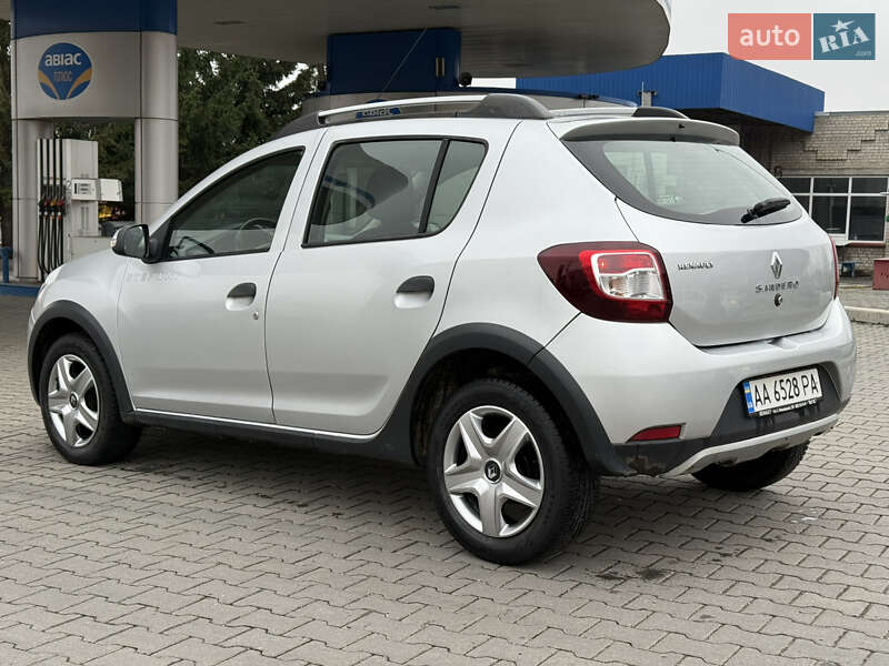 Хэтчбек Renault Sandero 2016 в Хмельницком фото 16 Хэтчбек Renault Sandero 2016 в Хмельницком