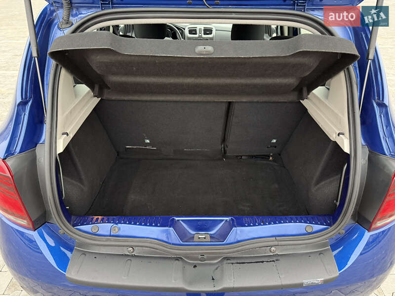 Хэтчбек Renault Sandero 2020 в Ирпене фото 17 Хэтчбек Renault Sandero 2020 в Ирпене