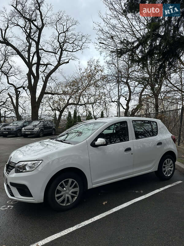 Хэтчбек Renault Sandero 2019 в Киеве фото 3 Хэтчбек Renault Sandero 2019 в Киеве