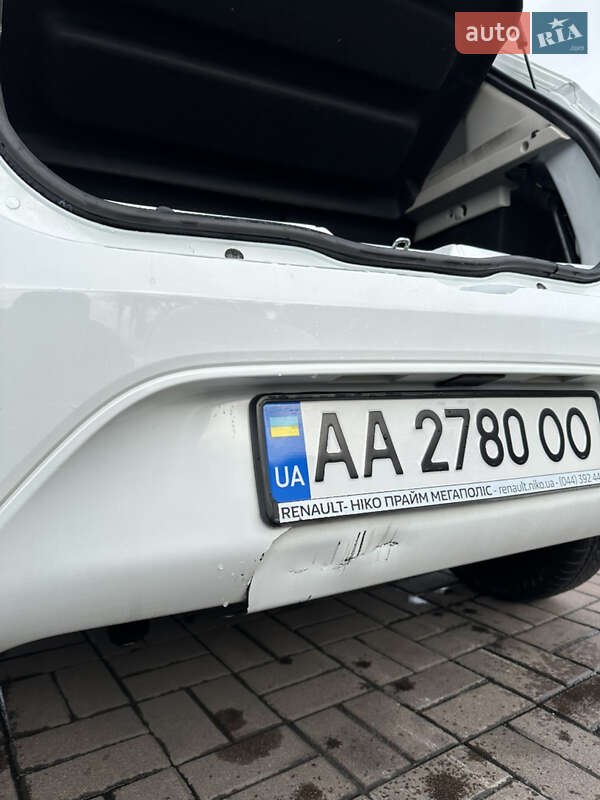 Хэтчбек Renault Sandero 2019 в Киеве фото 41 Хэтчбек Renault Sandero 2019 в Киеве