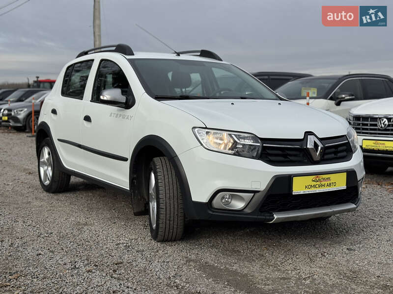 Хэтчбек Renault Sandero 2021 в Умани