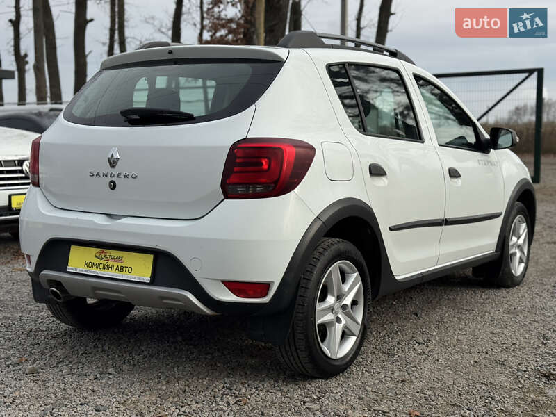 Хэтчбек Renault Sandero 2021 в Умани