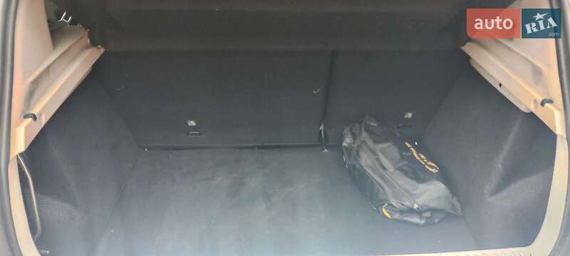 Хетчбек Renault Sandero 2019 в Києві фото 6 Хетчбек Renault Sandero 2019 в Києві