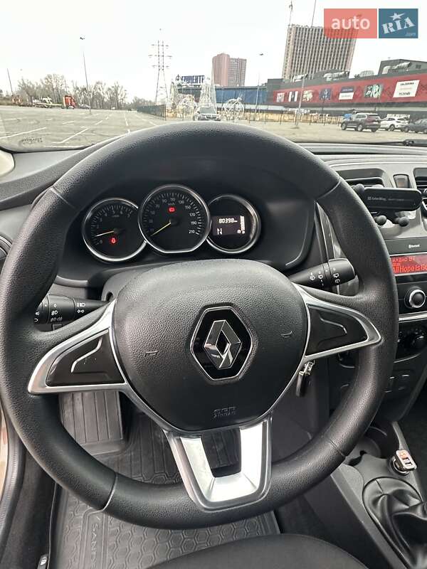 Хэтчбек Renault Sandero 2020 в Киеве