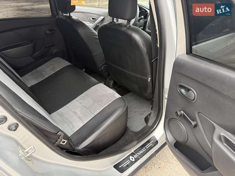 Хетчбек Renault Sandero 2015 в Сумах фото 25 Хетчбек Renault Sandero 2015 в Сумах