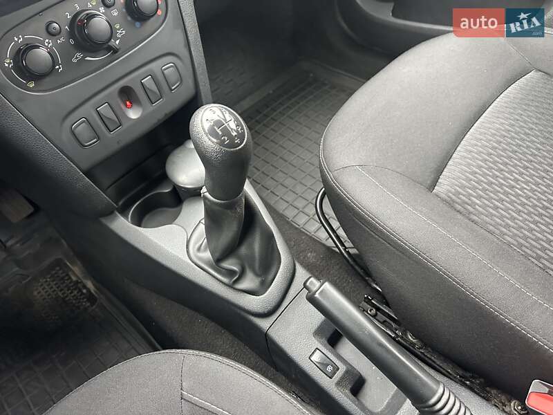 Хэтчбек Renault Sandero 2019 в Киеве