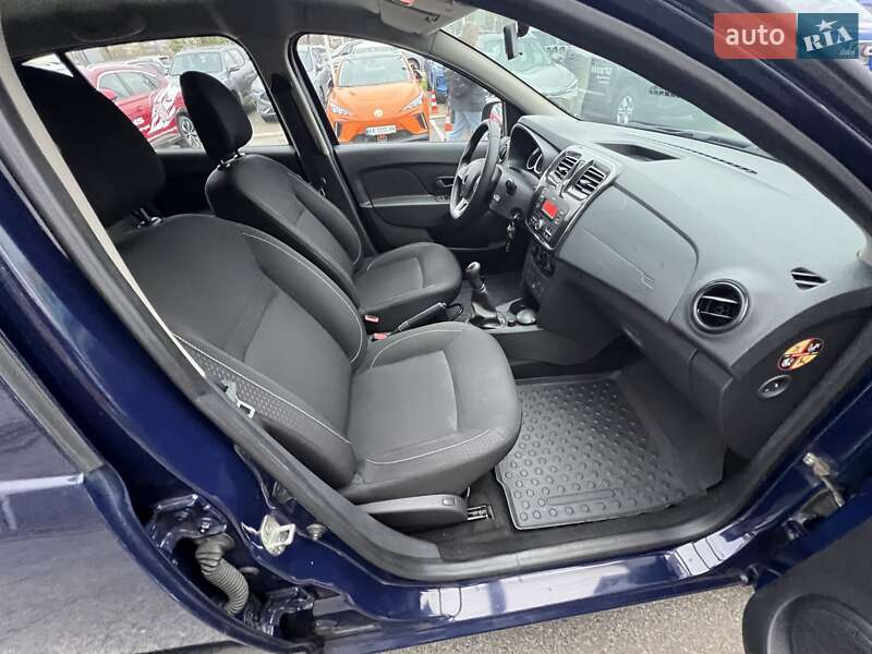 Хэтчбек Renault Sandero 2019 в Киеве