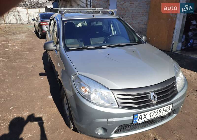 Хетчбек Renault Sandero 2009 в Харкові фото Хетчбек Renault Sandero 2009 в Харкові