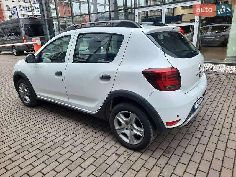 Хетчбек Renault Sandero 2021 в Хмельницькому