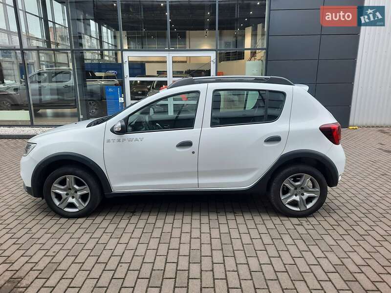 Хетчбек Renault Sandero 2021 в Хмельницькому