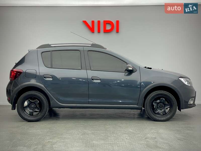 Хэтчбек Renault Sandero 2019 в Киеве фото 4 Хэтчбек Renault Sandero 2019 в Киеве