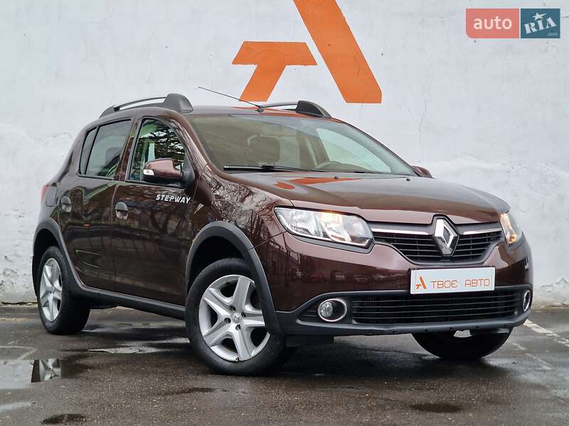 Хэтчбек Renault Sandero 2016 в Одессе