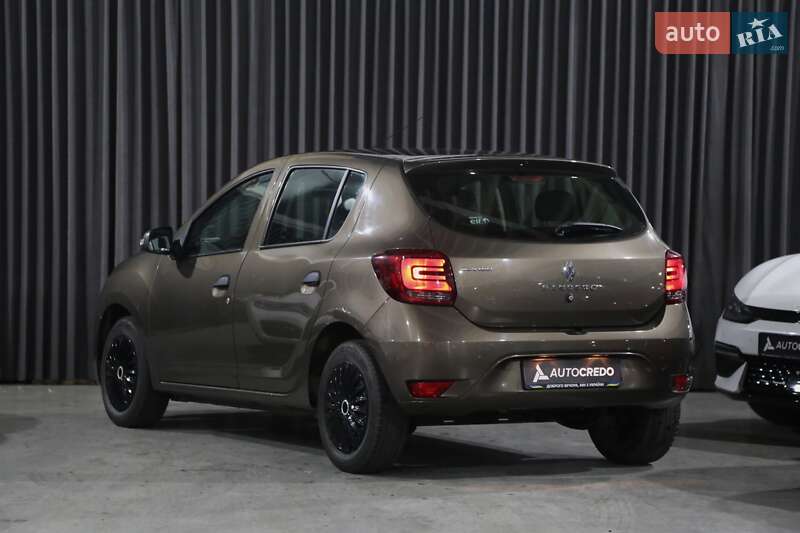 Хетчбек Renault Sandero 2019 в Києві фото 5 Хетчбек Renault Sandero 2019 в Києві