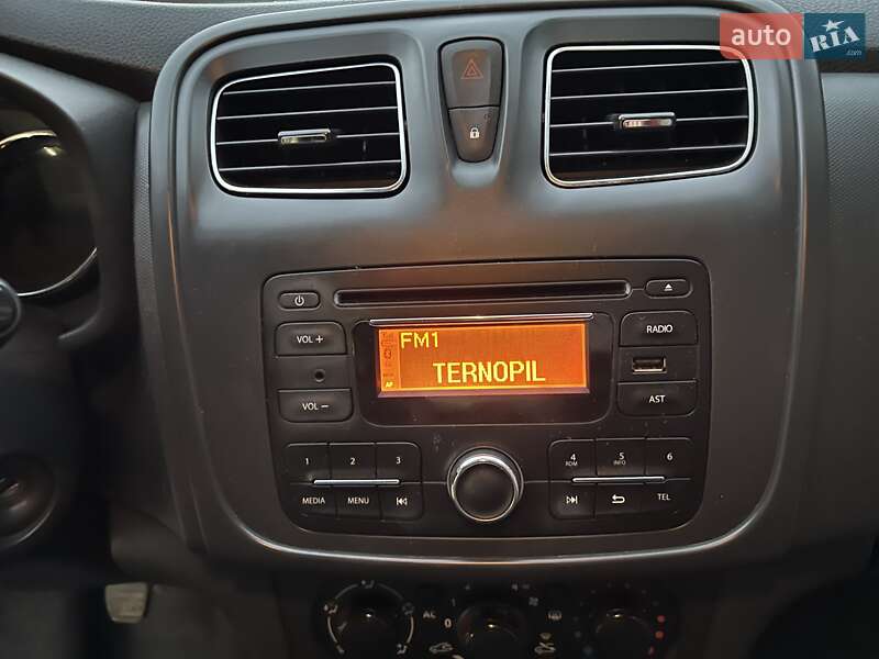 Хэтчбек Renault Sandero 2014 в Тернополе