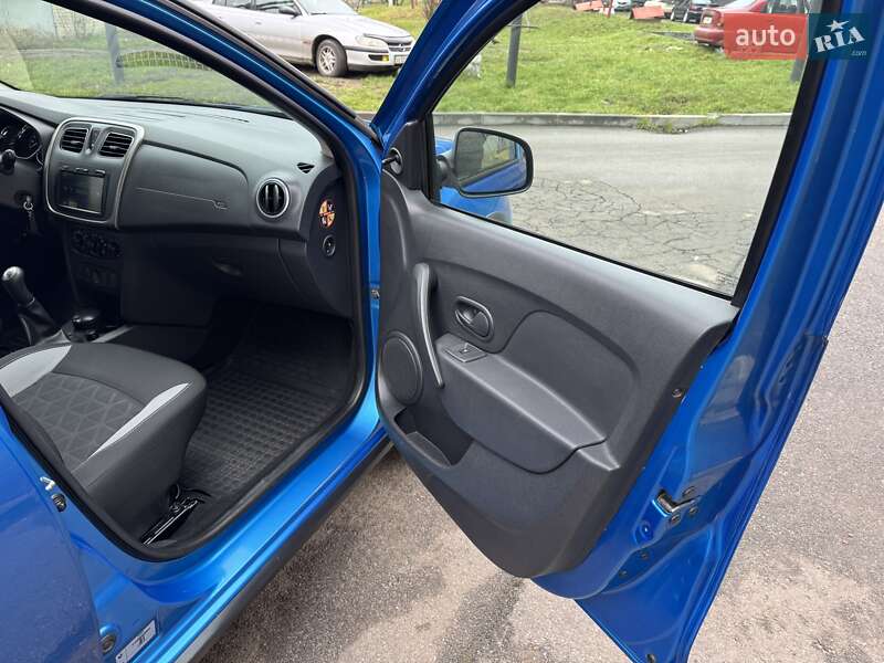 Хэтчбек Renault Sandero 2014 в Харькове фото 19 Хэтчбек Renault Sandero 2014 в Харькове