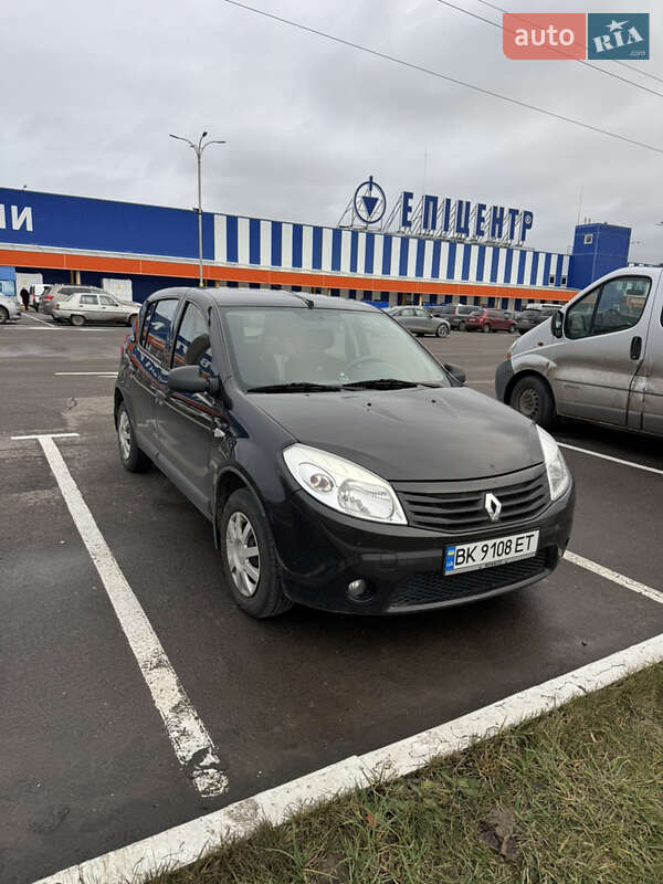 Renault Sandero 2012 Renault Sandero 2012