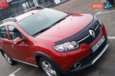 Хэтчбек Renault Sandero 2014 в Житомире