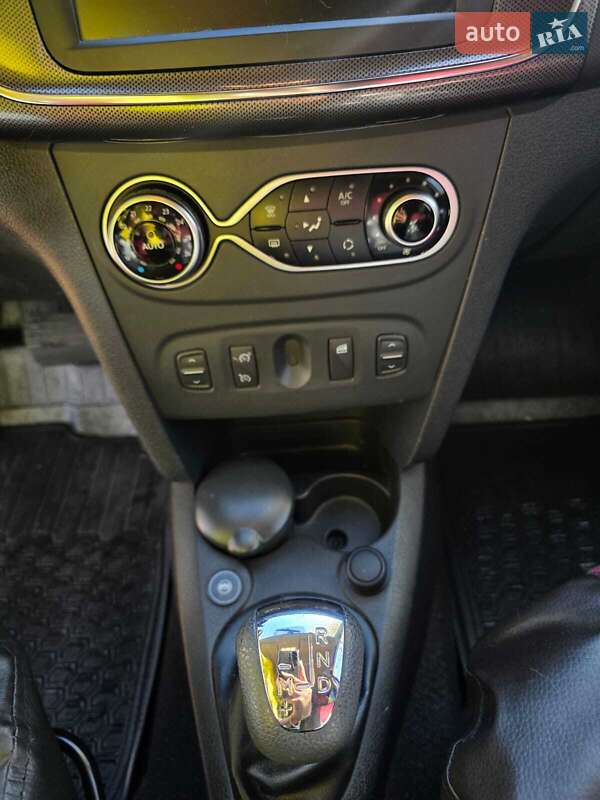 Хетчбек Renault Sandero 2020 в Ізмаїлі фото 17 Хетчбек Renault Sandero 2020 в Ізмаїлі