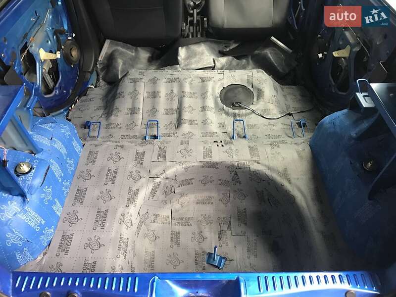 Хетчбек Renault Sandero 2015 в Львові