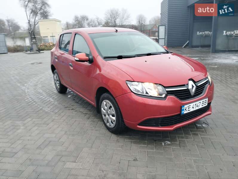 Хэтчбек Renault Sandero 2013 в Царичанке фото 2 Хэтчбек Renault Sandero 2013 в Царичанке