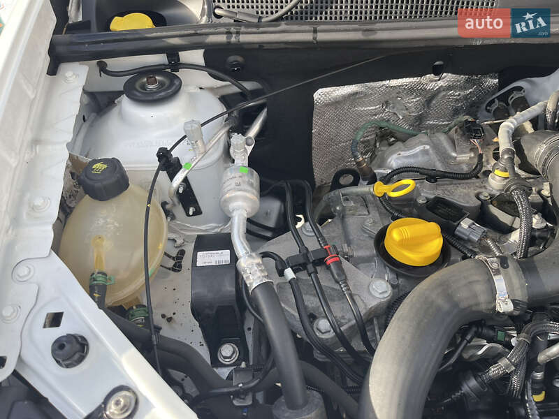 Хэтчбек Renault Sandero 2020 в Киеве фото 13 Хэтчбек Renault Sandero 2020 в Киеве