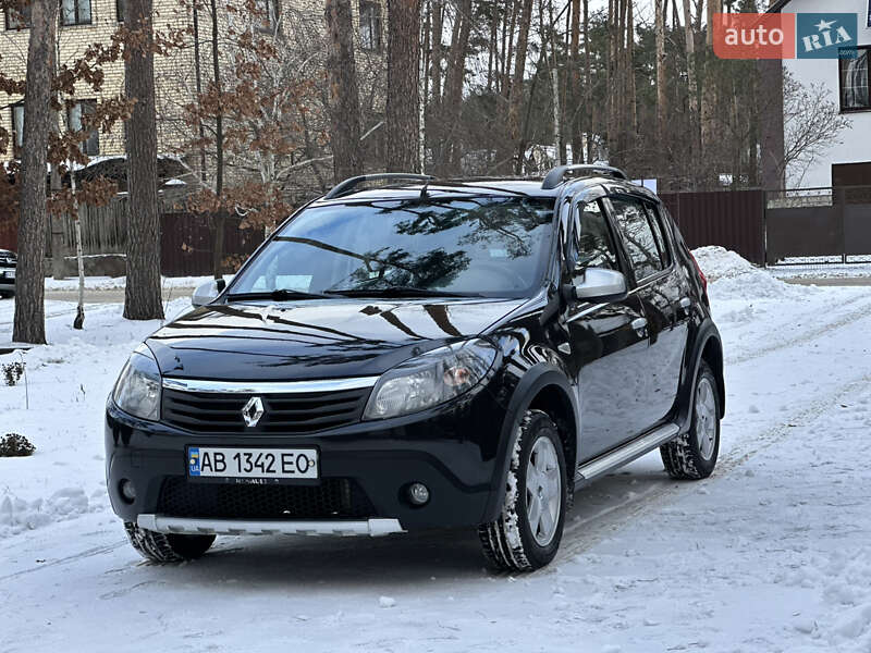 Хетчбек Renault Sandero 2012 в Києві фото 6 Хетчбек Renault Sandero 2012 в Києві