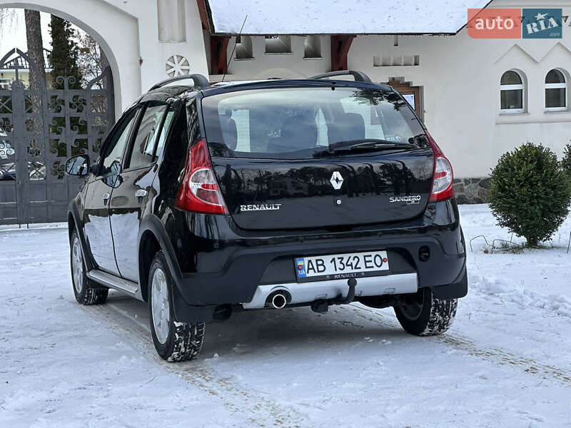 Хетчбек Renault Sandero 2012 в Києві фото 10 Хетчбек Renault Sandero 2012 в Києві