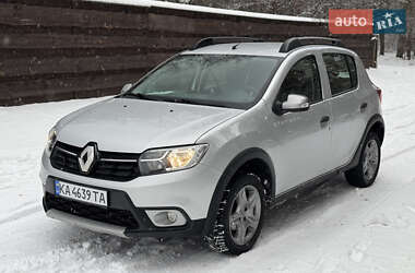 Хэтчбек Renault Sandero 2018 в Киеве