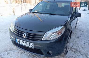 Хетчбек Renault Sandero 2010 в Нікополі