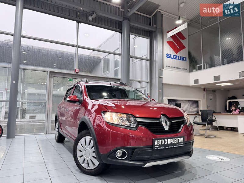 Хэтчбек Renault Sandero 2015 в Одессе