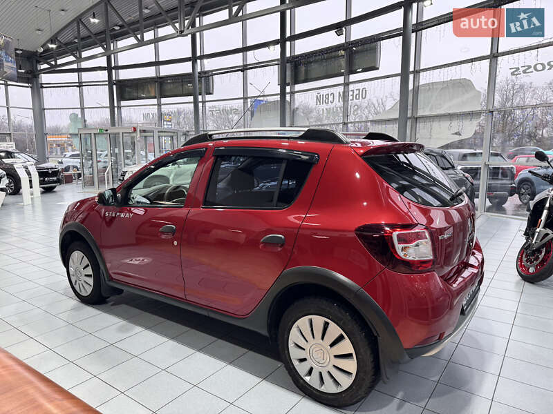 Хэтчбек Renault Sandero 2015 в Одессе