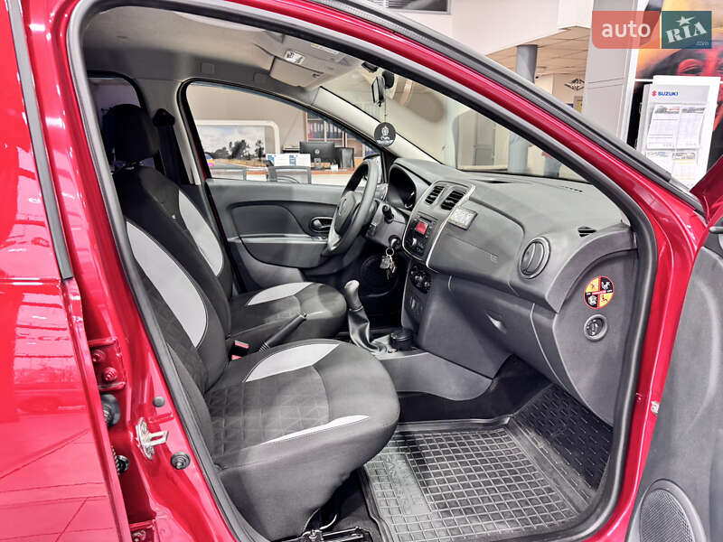 Хэтчбек Renault Sandero 2015 в Одессе