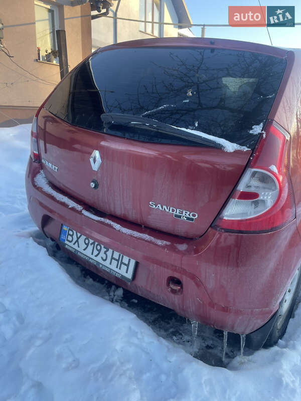 Хэтчбек Renault Sandero 2010 в Хмельницком