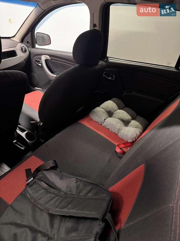 Хэтчбек Renault Sandero 2011 в Ужгороде фото 6 Хэтчбек Renault Sandero 2011 в Ужгороде