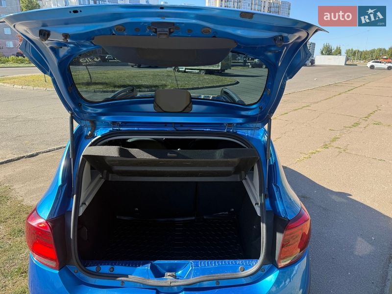 Хетчбек Renault Sandero 2016 в Черкасах