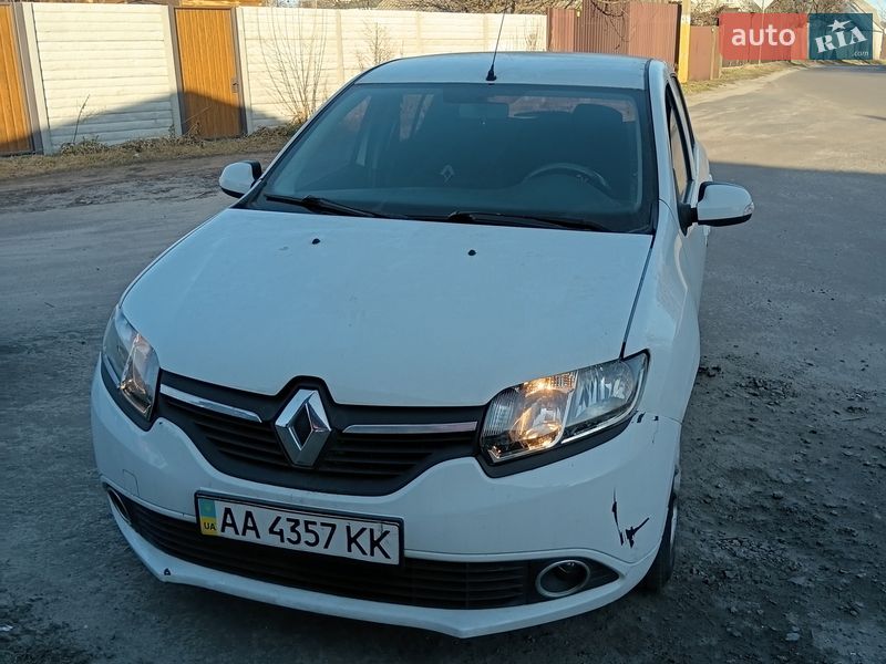 Renault Sandero 2013