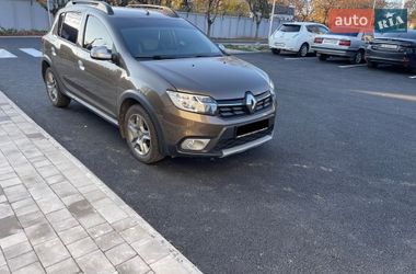 Хэтчбек Renault Sandero 2018 в Ужгороде